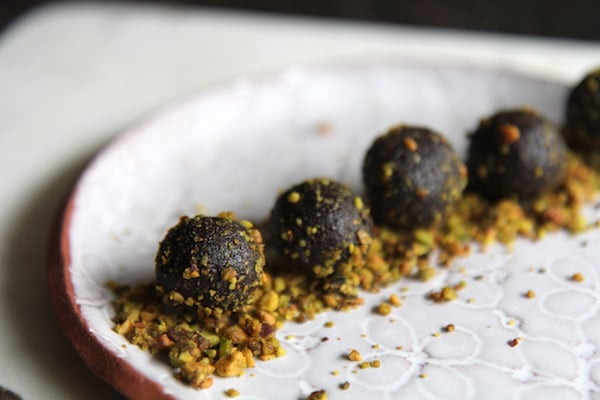 Chocolate Pistachio Truffles - 3 ingredients no bake energy bites - vegan, gluten-free, no refined sugar -ecipe by Christy Brissette best healthy food blogger and media registered dietitian nutritionist and President of 80 Twenty Nutrition in Chicago
